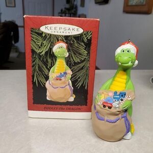 1995 Hallmark Keepsake Ornament "Dudley the Dragon" Plays Santa Helper